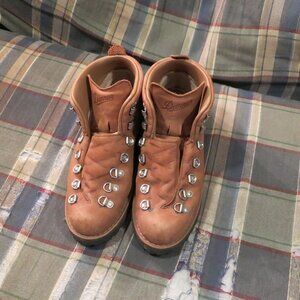 Danner Mens Mountain Light Cascade Clovis GORE-TEX size 9 EE
